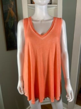 A Beautiful Soul Neon Orange V-Neck Tank Top Size C or 3X Plus Size Volup